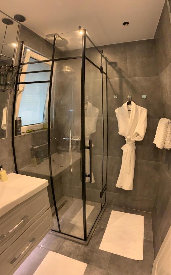 Zaivan Revive - Exclusive Central Studio With View Bukarest Exterior foto